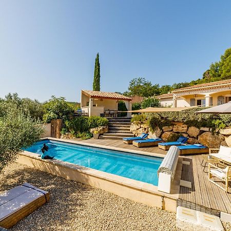 O Patio Du Mas Bed & Breakfast Callas Exterior photo